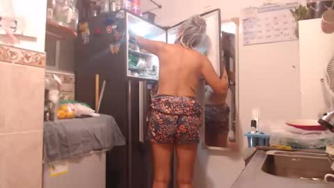 estelamaris online show from 13, 11, 2025