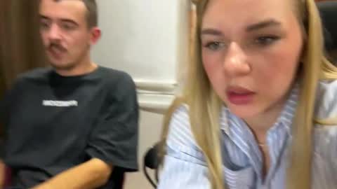 Ester online show from 2, 11, 2025