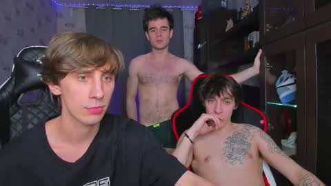 Snapshot of esthetics_boys chatting on 21, 2, 2025 LOUIS online show from 21, 2, 2025