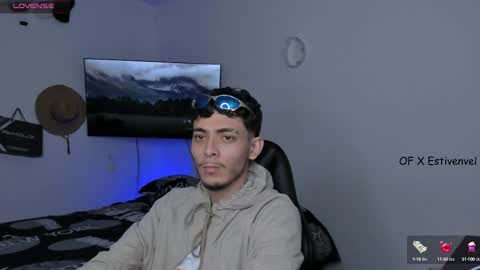 estivenvel online show from 8, 10, 2025