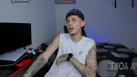 estivenvel online show from 25, 3, 2026