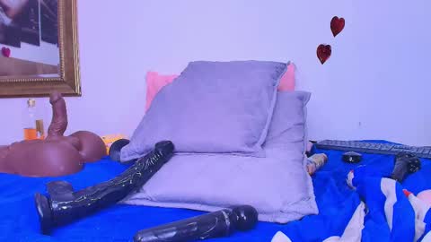 Estrella online show from 22, 2, 2025