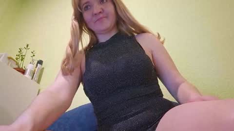 Snapshot of estrellawalters chatting on 4, 2, 2025 estrellawalters online show from 4, 2, 2025