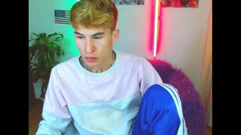 Snapshot of estrellita__jordan chatting on 2, 2, 2025 JORDAN online show from 2, 2, 2025