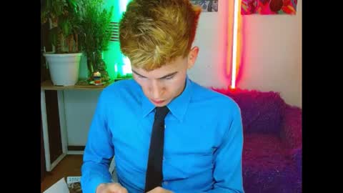 Snapshot of estrellita__jordan chatting on 9, 2, 2025 JORDAN online show from 9, 2, 2025