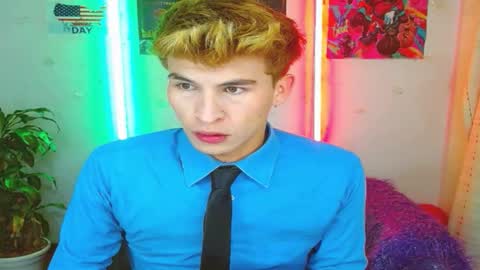 Snapshot of estrellita__jordan chatting on 8, 3, 2025 JORDAN online show from 8, 3, 2025