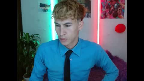 Snapshot of estrellita__jordan chatting on 12, 3, 2025 JORDAN online show from 12, 3, 2025