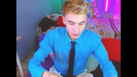 Snapshot of estrellita__jordan chatting on 16, 12, 2025 JORDAN online show from 16, 12, 2025