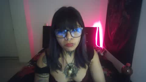 Snapshot of eta_carinae6 chatting on 5, 1, 2025 eta_carinae6 online show from 5, 1, 2025