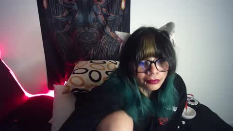 Snapshot of eta_carinae6 chatting on 4, 3, 2025 eta_carinae6 online show from 4, 3, 2025