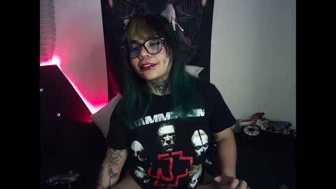 Snapshot of eta_carinae6 chatting on 12, 3, 2025 eta_carinae6 online show from 12, 3, 2025