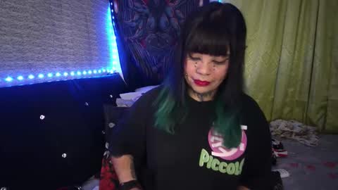 Snapshot of eta_carinae6 chatting on 22, 10, 2025 eta_carinae6 online show from 22, 10, 2025