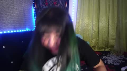 Snapshot of eta_carinae6 chatting on 19, 11, 2025 eta_carinae6 online show from 19, 11, 2025