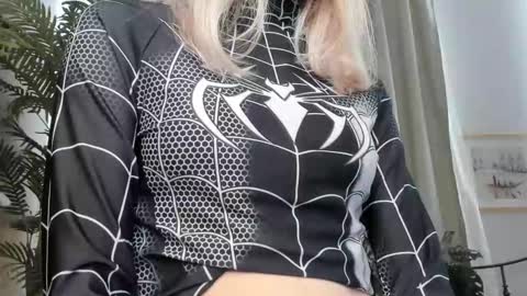 Natalie online show from 24, 3, 2026