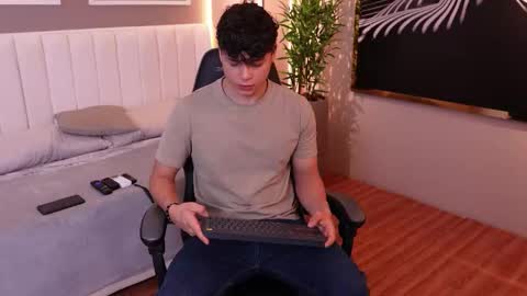 ethan_occonor online show from 24, 10, 2025