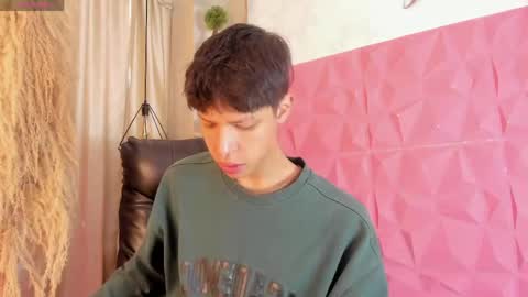 Ethan online show from 18, 4, 2026