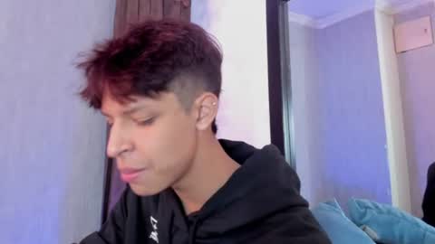 Ethan online show from 25, 7, 2026