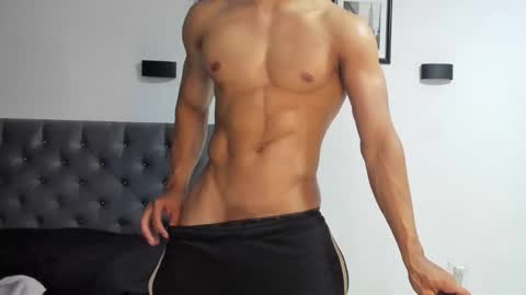 Snapshot of ethan_smitth1 chatting on 5, 2, 2025 ethan_smitth1 online show from 5, 2, 2025