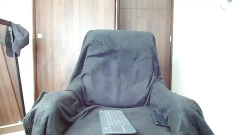 ethangreey1 online show from 31, 1, 2025