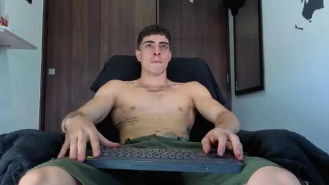 ethangreey1 online show from 13, 10, 2025