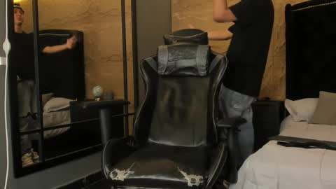 Snapshot of ethanlowell chatting on 3, 12, 2025 ethanlowell online show from 3, 12, 2025