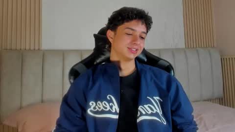 ethanlowell online show from 4, 3, 2026