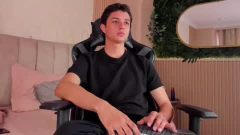 ethanlowell online show from 22, 3, 2026