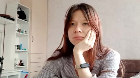 etsukokolakowski online show from 21, 11, 2025