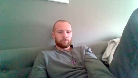 Snapshot of eugar81 chatting on 16, 12, 2025 eugar81 online show from 16, 12, 2025