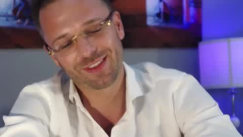 Snapshot of euginehot chatting on 23, 12, 2024 euginehot online show from 23, 12, 2024