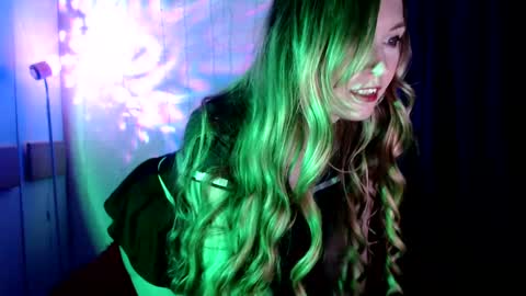 Liana online show from 4, 3, 2025