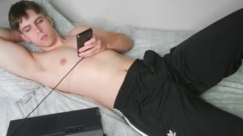 Snapshot of europeanjock chatting on 24, 10, 2025 europeanjock online show from 24, 10, 2025