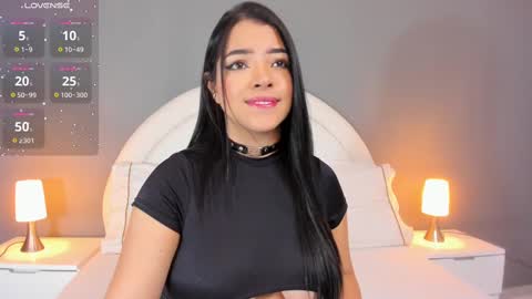 Snapshot of eva_bigboobs_ chatting on 6, 3, 2025 EVA online show from 6, 3, 2025