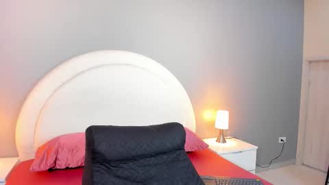 Snapshot of eva_bigboobs_ chatting on 8, 10, 2025 EVA online show from 8, 10, 2025