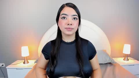 Snapshot of eva_bigboobs_ chatting on 17, 10, 2025 EVA online show from 17, 10, 2025