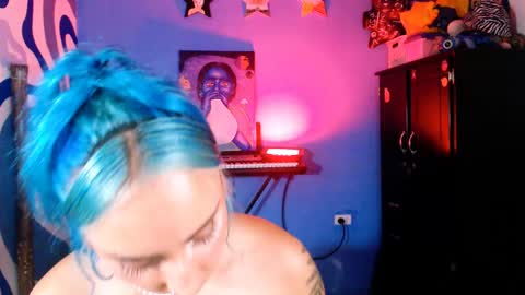 Snapshot of eva_brooks1 chatting on 13, 5, 2026 Iris Smile independent model online show from 13, 5, 2026