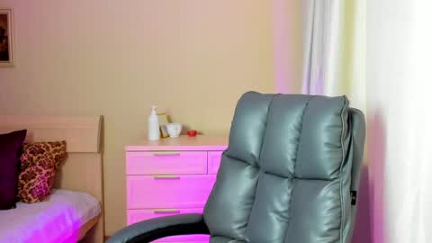 Eva online show from 14, 5, 2026