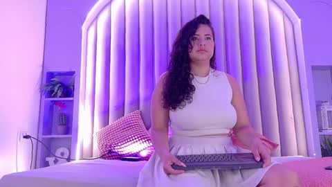 EVA DAEMON  online show from 29, 5, 2026