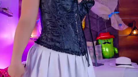 Snapshot of eva_daemon chatting on 4, 7, 2026 EVA DAEMON online show from 4, 7, 2026