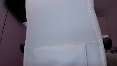 Eva Davis online show from 12, 3, 2025