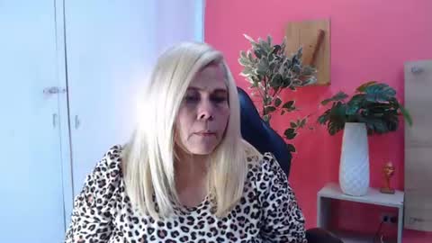 Snapshot of eva_love49 chatting on 6, 7, 2026 eva_love49 online show from 6, 7, 2026