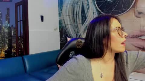 Eva  online show from 29, 10, 2025