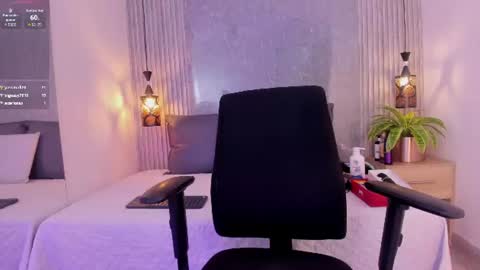Snapshot of eva_milfxxx chatting on 11, 6, 2026 eva online show from 11, 6, 2026