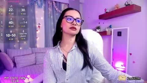 Snapshot of eva_monet chatting on 9, 9, 2025 eva_monet online show from 9, 9, 2025