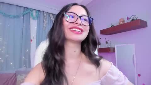 Snapshot of eva_monet chatting on 7, 10, 2025 eva_monet online show from 7, 10, 2025