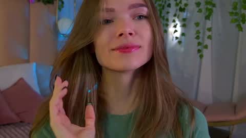 Snapshot of eva_natsumi chatting on 7, 12, 2024 Eva online show from 7, 12, 2024