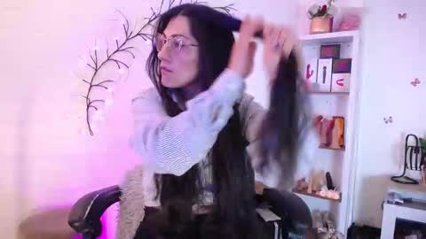 Eva Notty  online show from 26, 9, 2025