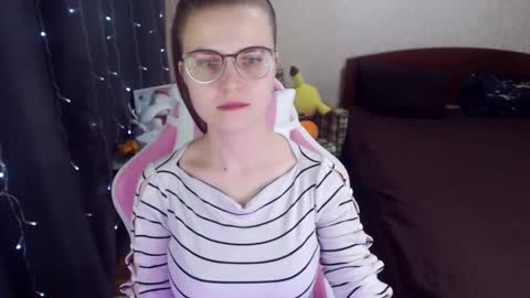 Eva online show from 11, 2, 2025