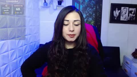 Snapshot of eva_rosell chatting on 18, 11, 2025 Eva online show from 18, 11, 2025