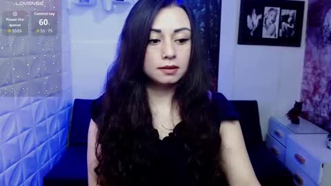 Snapshot of eva_rosell chatting on 19, 11, 2025 Eva online show from 19, 11, 2025